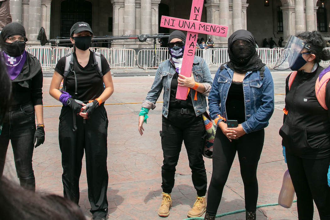 Indolente Gem Se Agrava La Violencia Contra Las Mujeres Higinio Mart Nez