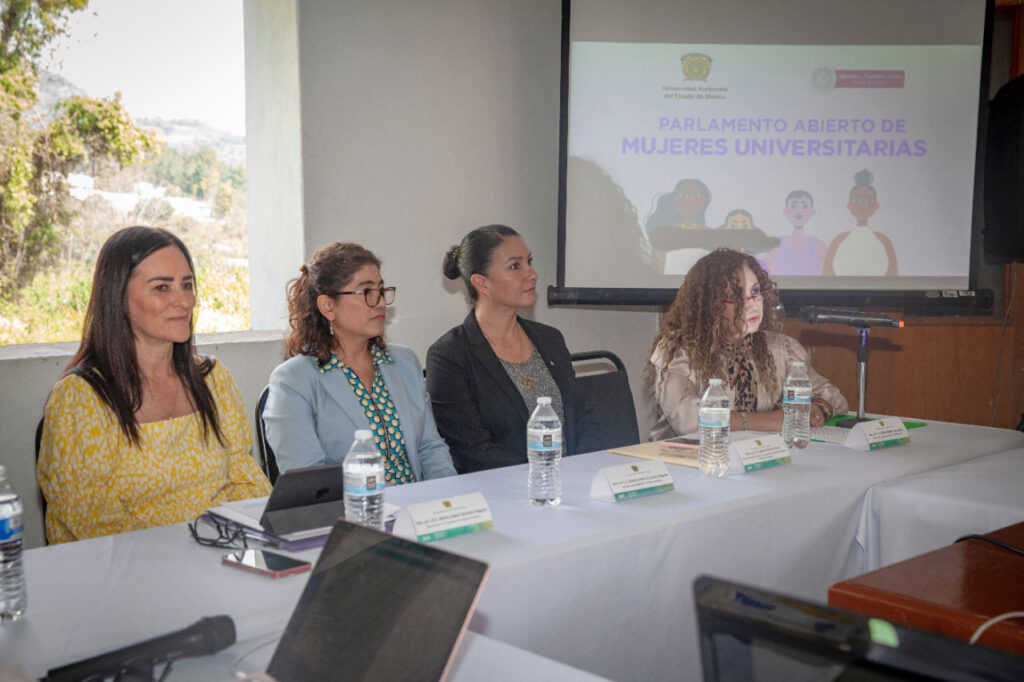 Parlamento Abierto de Mujeres Universitarias