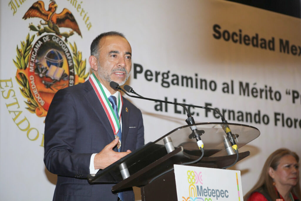 FERNANDO FLORES AL FRENTE DEL AYUNTAMIENTO METEPEC