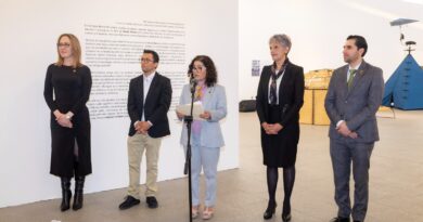Rectora Paty Zarza inauguró la exposición “Tácticas de Insurgencia para Habitar”