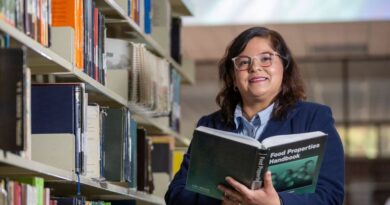 Por investigación en encapsulación de compuestos bioactivos, investigadora de la UAEMéx recibe Premio Talento: Jóvenes Científicos e Investigadores