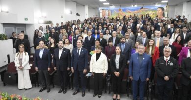 Asisten congresistas al 33 aniversario de la Codhem