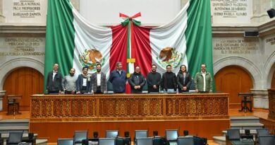 Promueve Martha Camacho quehacer legislativo entre el estudiantado