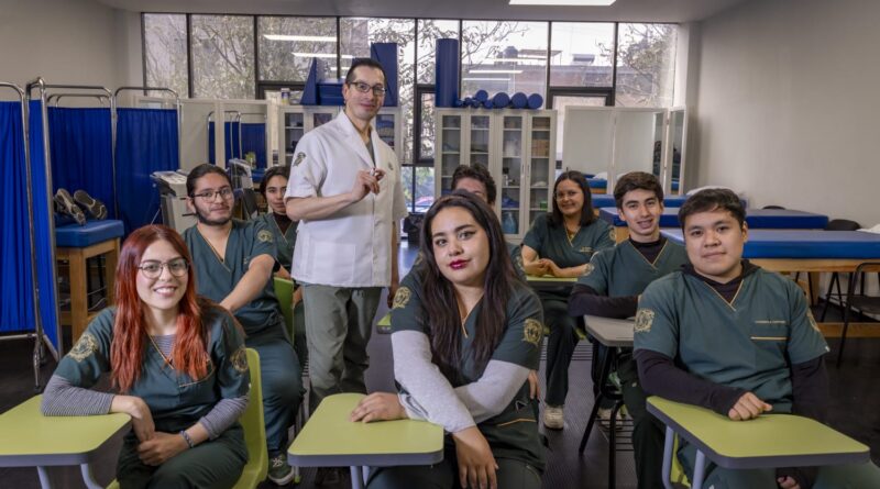 Para cursar el semestre 2026 A, hoy regresan a las aulas casi 85 mil estudiantes de la UAEMéx