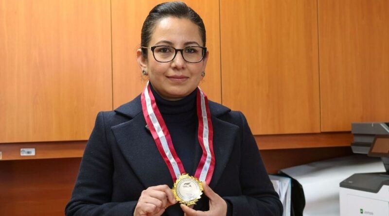 De las aulas mexiquenses al reconocimiento internacional: distinguen a académica de la UAEMéx