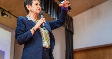 Sororidad, clave para construir igualdad y paz:Cecilia Lavalle en la UAEMéx