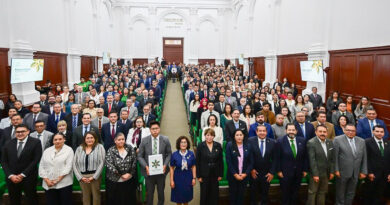 Gobierno de Delfina Gómez acompaña el informe de la primera Rectora de la UAEMéx