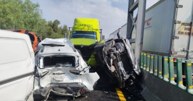 En Ecatepec, carambola deja 18 lesionados y un hombre fallecido, Protección Civil atiende múltiple choque