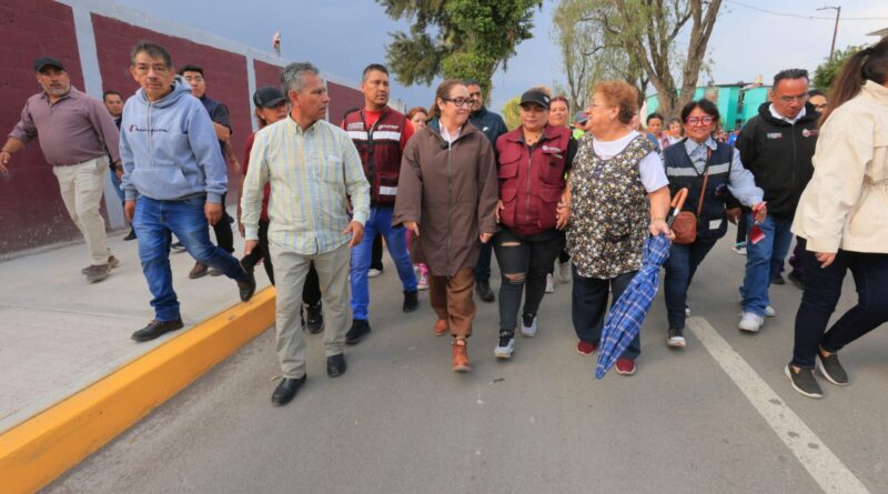 Trabaja Ecatepec, repavimenta vialidad en beneficio de 45 mil colonos