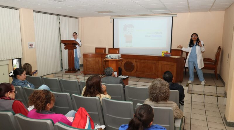 Foro en la UAEMéx fortalece acompañamiento familiar en el autismo