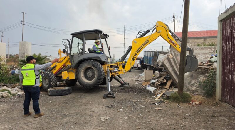 En Ecatepec retiran más de 50 toneladas de desechos
