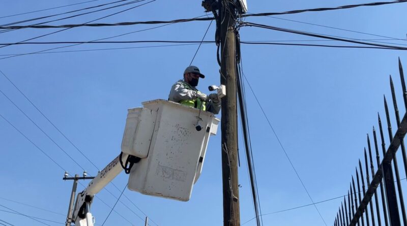 Gobierno de Ecatepec retira de vía pública 252 cámaras irregulares