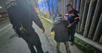 Policía de Ecatepec auxilia a 60 abuelitos en vulnerabilidad en vía pública
