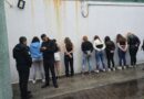 En Ecatepec 24 jóvenes fueron hallados en posesión de armamento y cartuchos de uso exclusivo de fuerzas armadas, los trasladan al penal de Neza