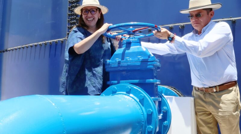 Alcaldesa Azucena Cisneros Coss inauguró el Tanque Maestro 3