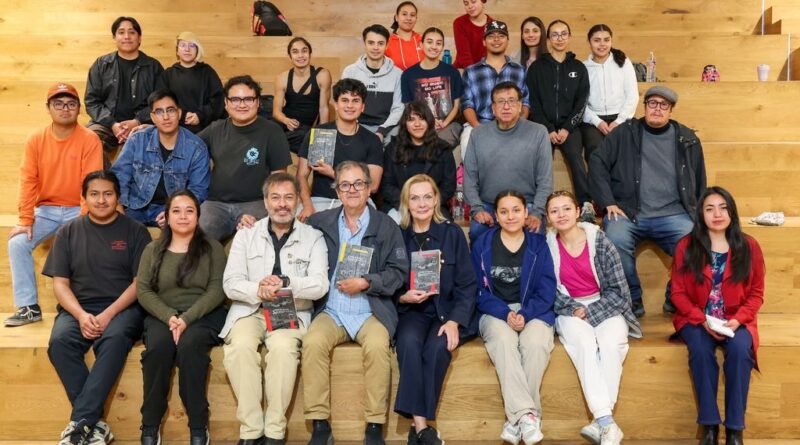 Presentan en la UAEMéx Circo en llamas, libro que explora el circo en el México del siglo XIX