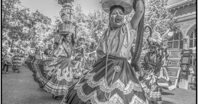 BAILANDO EN TIEMPOS OSCUROS