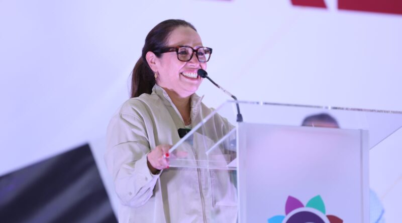 Ecatepec, administración de Azucena Cisneros, anuncian vales de 300 pesos para zapatos a alumnos de primarias