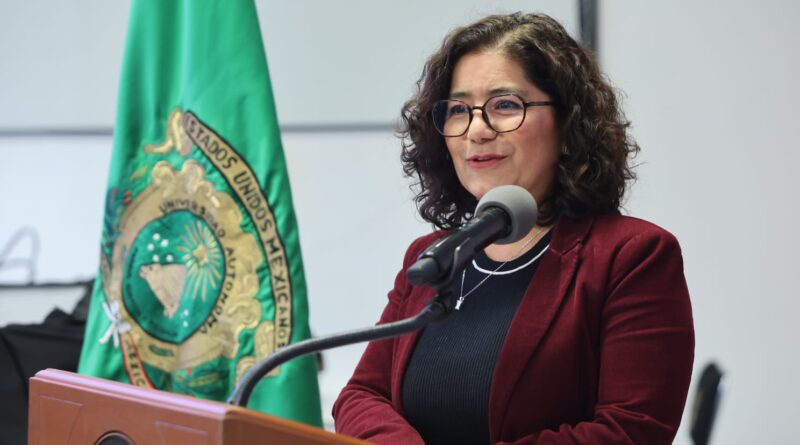 La rectora Martha Patricia Zarza Delgado encabezó la presentación de cinco plataformas digitales orientadas a recuperar la ciencia como un bien público