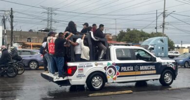 En Ecatepec Operativo Tormenta por lluvia, atiende encharcamientos y apoya a la población