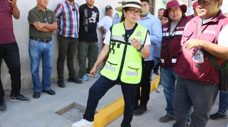 Con el programa Cimientos de Esperanza, seguimos la pavimentación de calles en Ecatepec: Cisneros