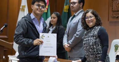 UAEMéx prioriza bienestar académico e integral del  estudiantado con entrega de becas, apoyos y estímulos
