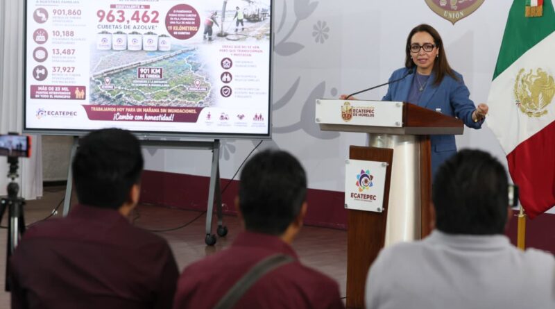 Limpia Ecatepec 902 km de tubería,“Hemos retirado más de un millón de cubetas de lodo, atendido 41 socavones y rehabilitado 63 calles”: Azucena