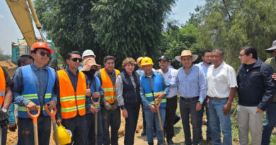 Supervisa Gobernadora Delfina Gómez trabajos de limpieza tras desbordamiento del río Papalotla 