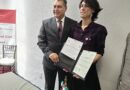 En Toluca la Oficialía 1 del Registro Civil, entregó por primera vez una acta de nacimiento rectificada a una persona no binaria en el Estado de México