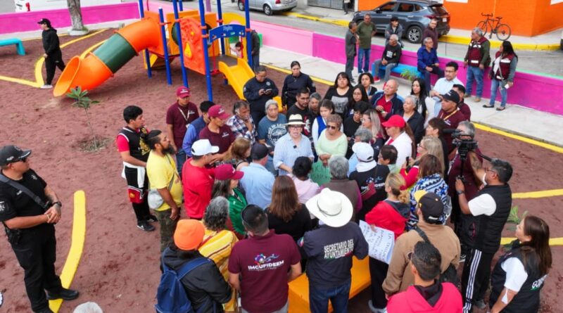 “Queremos que los espacios públicos se llenen de niñas, niños, jóvenes y adultos mayores, para crear ambientes sociales sanos”: Azucena Cisneros