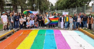 “Pintando en Diversidad”: a través de intervención creativa, UAEMéx promueve la diversidad y la inclusión en el Día Internacional del Orgullo LGBTTTIQA+