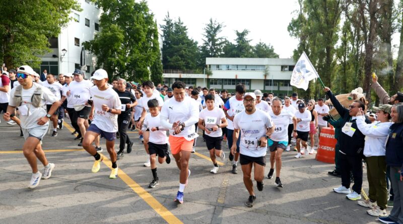 Más de 600 corredores celebran el 70 aniversario de la Facultad de Ingeniería de la UAEMéx