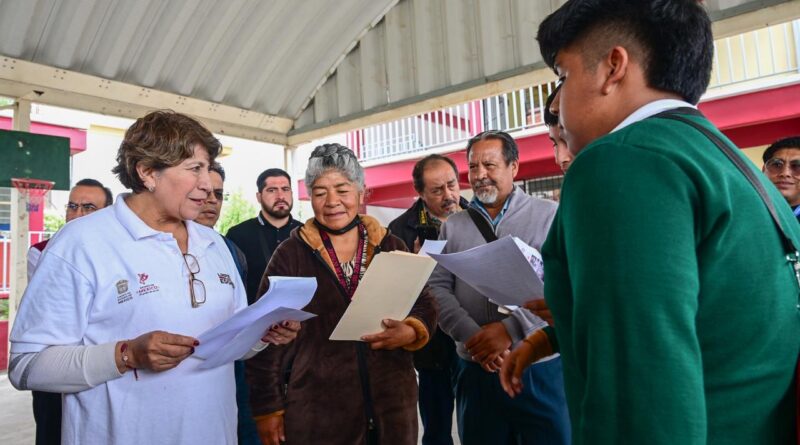 Visita Gobernadora Delfina Gómez Secundaria “2 de Octubre” en Ixtapaluca; da seguimiento a mesas de trabajo para mejorar condiciones del personal docente y estudiantes