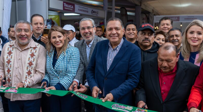 Entre el aroma de guisos, sabor de la cerveza y la pasión por el futbol, Ricardo Moreno inaugura “Chorizo Fest Futbolero 2026”