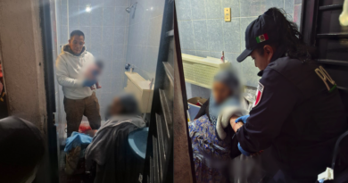 Policía de Ecatepec apoya a mujer en labor de parto en vivienda