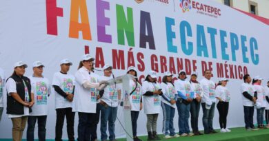 En Faena Ecatepec, la más grande de México, se levantan varias toneladas de basura