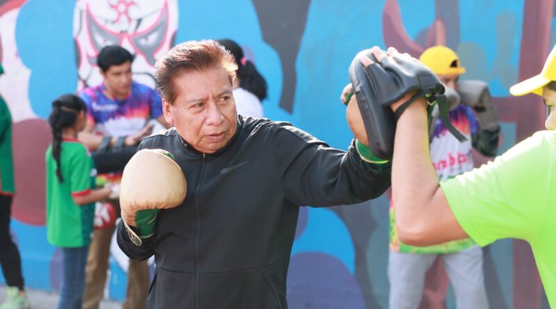 Unidad Deportiva La Salud se transforma de un espacio abandonado a un lugar lleno de luz y color