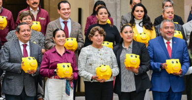 Entrega Gobernadora Delfina Gómez 613 alcancías de la “Campaña de Boteo Teletón 2026” al Gabinete, Poderes del Estado y Organismos Autónomos del EdoMéx
