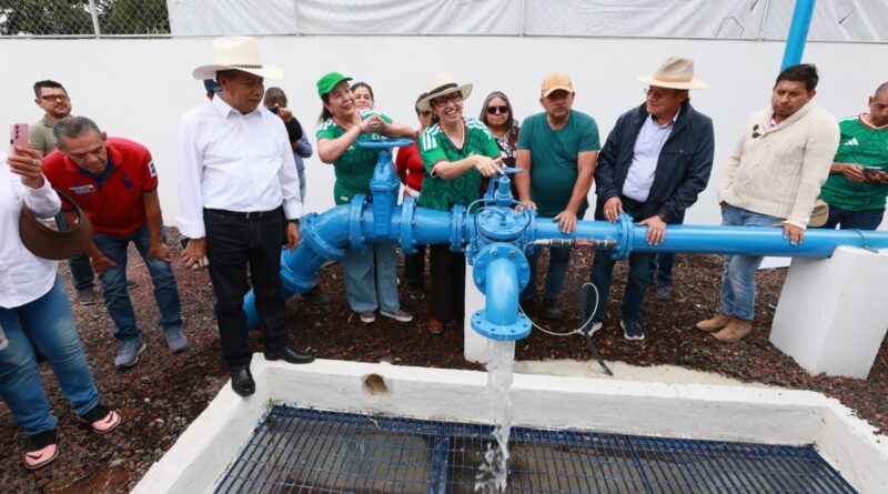 Ecatepec se transforma con avenidas y calles repavimentadas, también agua por la red