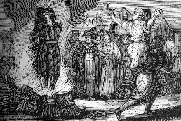 Neomacartismo: A la caza de nuevas brujas